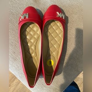 New Micheal Kors man made flats
